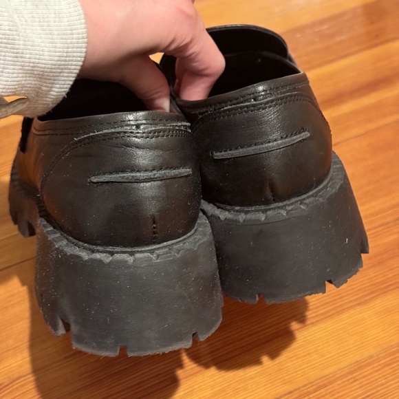 Mango Leather Chunky Lug Sole Loafers in Black - 8 - Picture 5 of 7